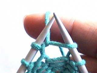 編み針で編み間違ったループ